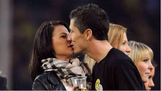 NBA杯奖金是否是激励因素？文班：积攒金钱从来不是我的目标（季中赛奖金能否驱动斗志？文班：我从不以攒钱为目标）