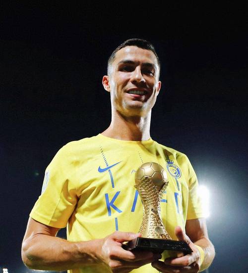 观察：和AC米兰传出绯闻的18岁昂热前锋谢里夫（解读：AC米兰绯闻目标，昂热18岁前锋谢里夫）