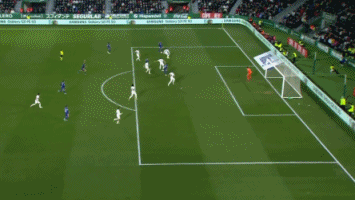 孔帕尼：阿芳很可能下周末复出；我们祝穆勒在美职联决赛获胜（孔帕尼：阿芳预计下周末回归；祝穆勒在美职联决赛告捷）