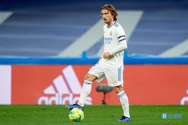 马卡：法院驳回安东尼红牌停赛暂停执行申请，他将无缘德比战（马卡：法院未批准安东尼红牌禁赛暂缓执行，他将缺席德比）